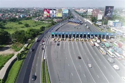 NLEX: North Luzon Expressway Philippines .